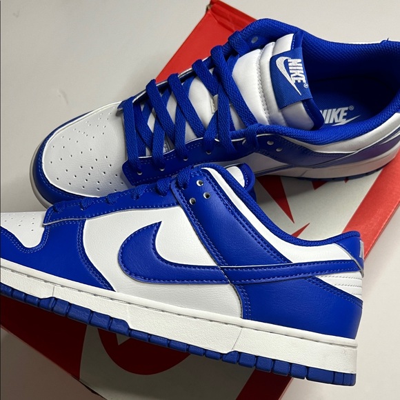 Nike Men's Dunk Low Retro  Sneakers - Picture 2 of 9